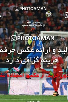 933106, Tehran, [*parameter:4*], لیگ برتر فوتبال ایران، Persian Gulf Cup، Week 10، First Leg، Persepolis 1 v 0 Esteghlal on 2017/10/26 at Azadi Stadium