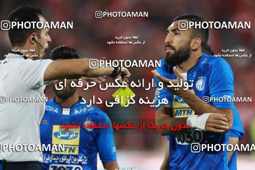 933119, Tehran, [*parameter:4*], لیگ برتر فوتبال ایران، Persian Gulf Cup، Week 10، First Leg، Persepolis 1 v 0 Esteghlal on 2017/10/26 at Azadi Stadium