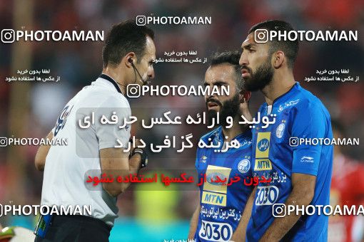 933241, Tehran, [*parameter:4*], لیگ برتر فوتبال ایران، Persian Gulf Cup، Week 10، First Leg، Persepolis 1 v 0 Esteghlal on 2017/10/26 at Azadi Stadium