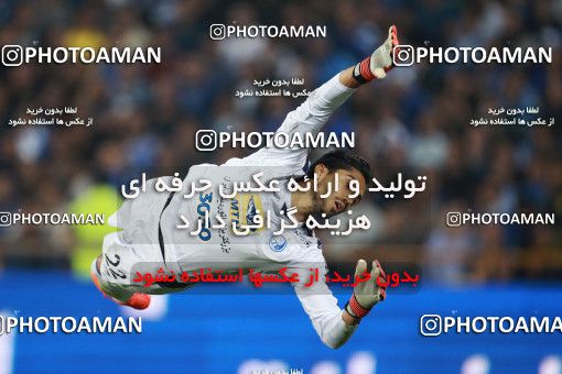 933832, Tehran, [*parameter:4*], لیگ برتر فوتبال ایران، Persian Gulf Cup، Week 10، First Leg، Persepolis 1 v 0 Esteghlal on 2017/10/26 at Azadi Stadium