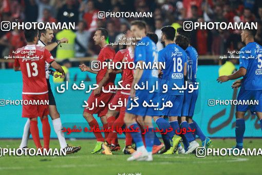 933648, Tehran, [*parameter:4*], لیگ برتر فوتبال ایران، Persian Gulf Cup، Week 10، First Leg، Persepolis 1 v 0 Esteghlal on 2017/10/26 at Azadi Stadium