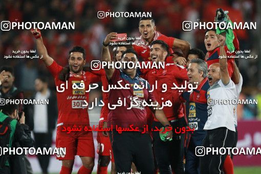 933728, Tehran, [*parameter:4*], لیگ برتر فوتبال ایران، Persian Gulf Cup، Week 10، First Leg، Persepolis 1 v 0 Esteghlal on 2017/10/26 at Azadi Stadium