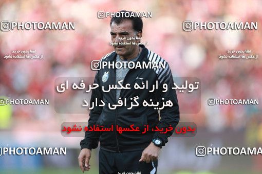 933747, Tehran, [*parameter:4*], لیگ برتر فوتبال ایران، Persian Gulf Cup، Week 10، First Leg، Persepolis 1 v 0 Esteghlal on 2017/10/26 at Azadi Stadium