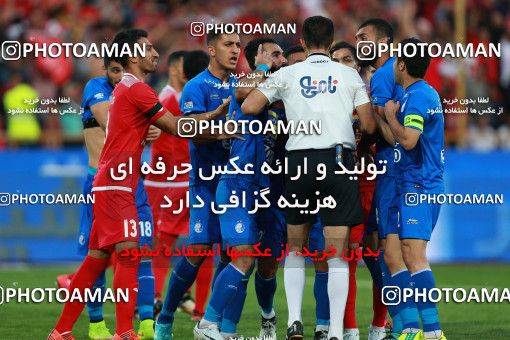 912640, Tehran, [*parameter:4*], لیگ برتر فوتبال ایران، Persian Gulf Cup، Week 10، First Leg، Persepolis 1 v 0 Esteghlal on 2017/10/26 at Azadi Stadium