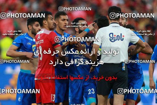 912637, Tehran, [*parameter:4*], لیگ برتر فوتبال ایران، Persian Gulf Cup، Week 10، First Leg، Persepolis 1 v 0 Esteghlal on 2017/10/26 at Azadi Stadium