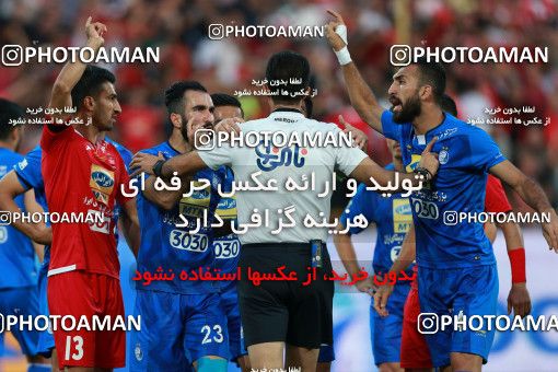 912518, Tehran, [*parameter:4*], لیگ برتر فوتبال ایران، Persian Gulf Cup، Week 10، First Leg، Persepolis 1 v 0 Esteghlal on 2017/10/26 at Azadi Stadium