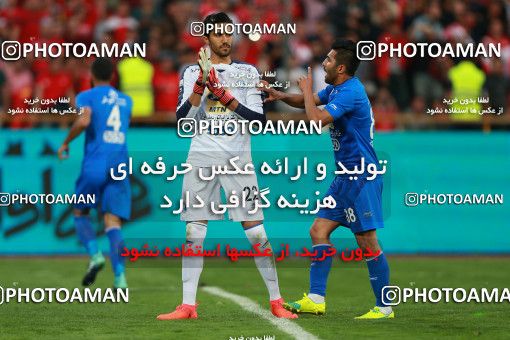 912525, Tehran, [*parameter:4*], لیگ برتر فوتبال ایران، Persian Gulf Cup، Week 10، First Leg، Persepolis 1 v 0 Esteghlal on 2017/10/26 at Azadi Stadium