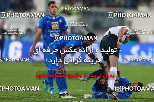 913494, Tehran, [*parameter:4*], لیگ برتر فوتبال ایران، Persian Gulf Cup، Week 10، First Leg، Persepolis 1 v 0 Esteghlal on 2017/10/26 at Azadi Stadium