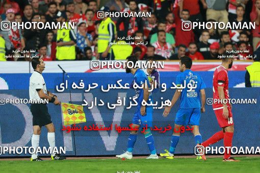 913871, Tehran, [*parameter:4*], لیگ برتر فوتبال ایران، Persian Gulf Cup، Week 10، First Leg، Persepolis 1 v 0 Esteghlal on 2017/10/26 at Azadi Stadium