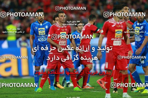 913865, Tehran, [*parameter:4*], لیگ برتر فوتبال ایران، Persian Gulf Cup، Week 10، First Leg، Persepolis 1 v 0 Esteghlal on 2017/10/26 at Azadi Stadium