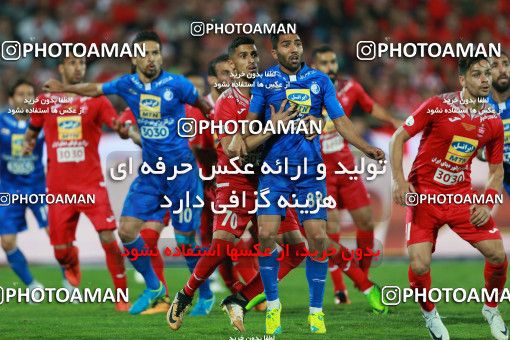 913896, Tehran, [*parameter:4*], لیگ برتر فوتبال ایران، Persian Gulf Cup، Week 10، First Leg، Persepolis 1 v 0 Esteghlal on 2017/10/26 at Azadi Stadium