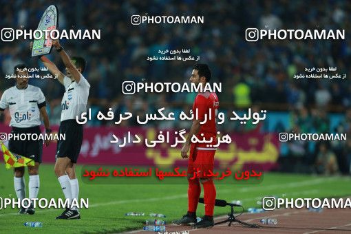 913767, Tehran, [*parameter:4*], لیگ برتر فوتبال ایران، Persian Gulf Cup، Week 10، First Leg، Persepolis 1 v 0 Esteghlal on 2017/10/26 at Azadi Stadium
