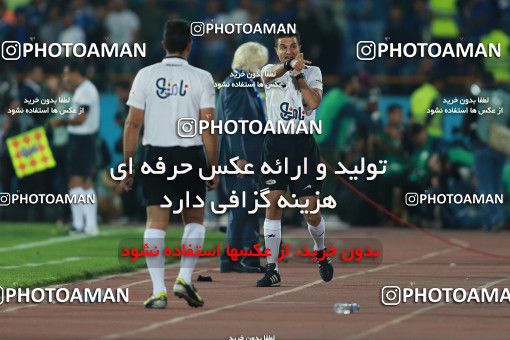 913796, Tehran, [*parameter:4*], لیگ برتر فوتبال ایران، Persian Gulf Cup، Week 10، First Leg، Persepolis 1 v 0 Esteghlal on 2017/10/26 at Azadi Stadium
