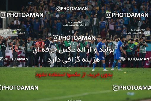913795, Tehran, [*parameter:4*], لیگ برتر فوتبال ایران، Persian Gulf Cup، Week 10، First Leg، Persepolis 1 v 0 Esteghlal on 2017/10/26 at Azadi Stadium