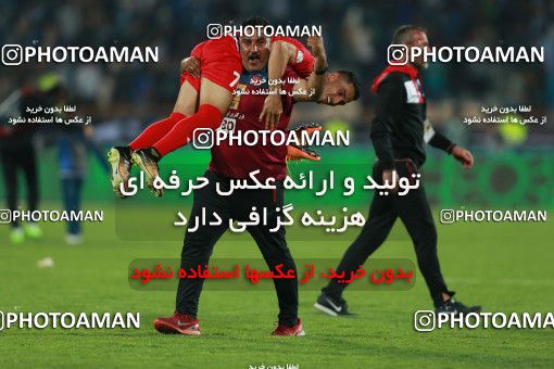 913922, Tehran, [*parameter:4*], لیگ برتر فوتبال ایران، Persian Gulf Cup، Week 10، First Leg، Persepolis 1 v 0 Esteghlal on 2017/10/26 at Azadi Stadium