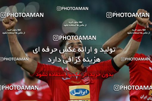 913986, Tehran, [*parameter:4*], لیگ برتر فوتبال ایران، Persian Gulf Cup، Week 10، First Leg، Persepolis 1 v 0 Esteghlal on 2017/10/26 at Azadi Stadium