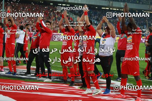 914018, Tehran, [*parameter:4*], لیگ برتر فوتبال ایران، Persian Gulf Cup، Week 10، First Leg، Persepolis 1 v 0 Esteghlal on 2017/10/26 at Azadi Stadium