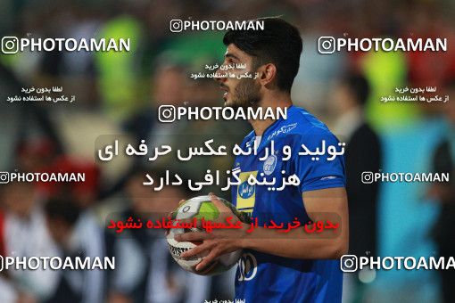 911237, Tehran, [*parameter:4*], لیگ برتر فوتبال ایران، Persian Gulf Cup، Week 10، First Leg، Persepolis 1 v 0 Esteghlal on 2017/10/26 at Azadi Stadium