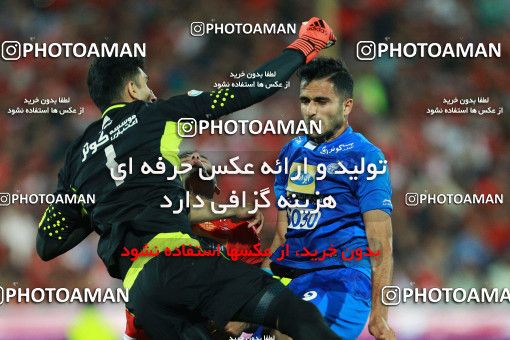 911361, Tehran, [*parameter:4*], لیگ برتر فوتبال ایران، Persian Gulf Cup، Week 10، First Leg، Persepolis 1 v 0 Esteghlal on 2017/10/26 at Azadi Stadium