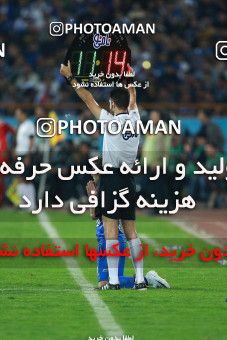911267, Tehran, [*parameter:4*], لیگ برتر فوتبال ایران، Persian Gulf Cup، Week 10، First Leg، Persepolis 1 v 0 Esteghlal on 2017/10/26 at Azadi Stadium