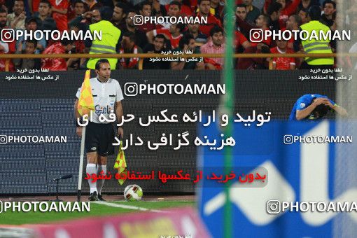 911260, Tehran, [*parameter:4*], لیگ برتر فوتبال ایران، Persian Gulf Cup، Week 10، First Leg، Persepolis 1 v 0 Esteghlal on 2017/10/26 at Azadi Stadium