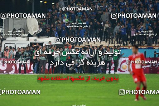 911282, Tehran, [*parameter:4*], لیگ برتر فوتبال ایران، Persian Gulf Cup، Week 10، First Leg، Persepolis 1 v 0 Esteghlal on 2017/10/26 at Azadi Stadium