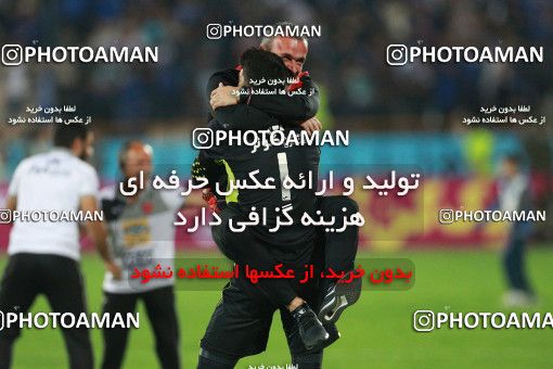 911407, Tehran, [*parameter:4*], لیگ برتر فوتبال ایران، Persian Gulf Cup، Week 10، First Leg، Persepolis 1 v 0 Esteghlal on 2017/10/26 at Azadi Stadium