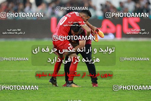 911430, Tehran, [*parameter:4*], لیگ برتر فوتبال ایران، Persian Gulf Cup، Week 10، First Leg، Persepolis 1 v 0 Esteghlal on 2017/10/26 at Azadi Stadium