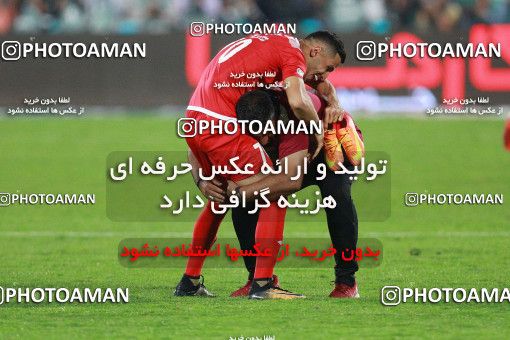 911467, Tehran, [*parameter:4*], لیگ برتر فوتبال ایران، Persian Gulf Cup، Week 10، First Leg، Persepolis 1 v 0 Esteghlal on 2017/10/26 at Azadi Stadium