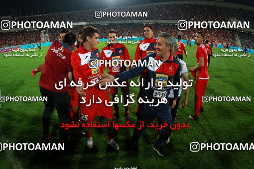 911477, Tehran, [*parameter:4*], لیگ برتر فوتبال ایران، Persian Gulf Cup، Week 10، First Leg، Persepolis 1 v 0 Esteghlal on 2017/10/26 at Azadi Stadium