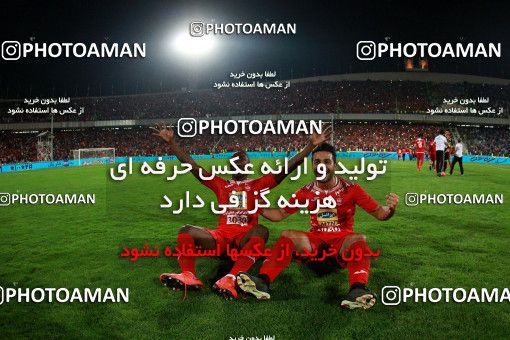 911448, Tehran, [*parameter:4*], لیگ برتر فوتبال ایران، Persian Gulf Cup، Week 10، First Leg، Persepolis 1 v 0 Esteghlal on 2017/10/26 at Azadi Stadium