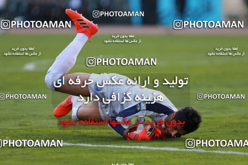 914188, Tehran, [*parameter:4*], لیگ برتر فوتبال ایران، Persian Gulf Cup، Week 10، First Leg، Persepolis 1 v 0 Esteghlal on 2017/10/26 at Azadi Stadium