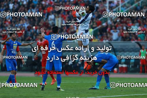 914070, Tehran, [*parameter:4*], لیگ برتر فوتبال ایران، Persian Gulf Cup، Week 10، First Leg، Persepolis 1 v 0 Esteghlal on 2017/10/26 at Azadi Stadium