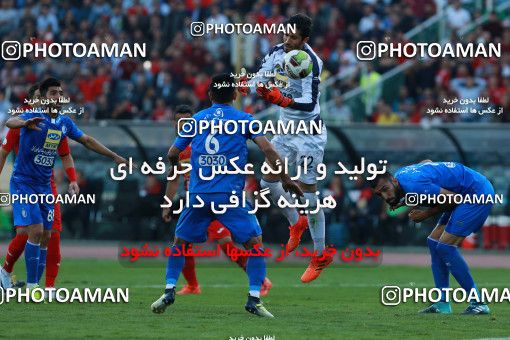 914209, Tehran, [*parameter:4*], لیگ برتر فوتبال ایران، Persian Gulf Cup، Week 10، First Leg، Persepolis 1 v 0 Esteghlal on 2017/10/26 at Azadi Stadium