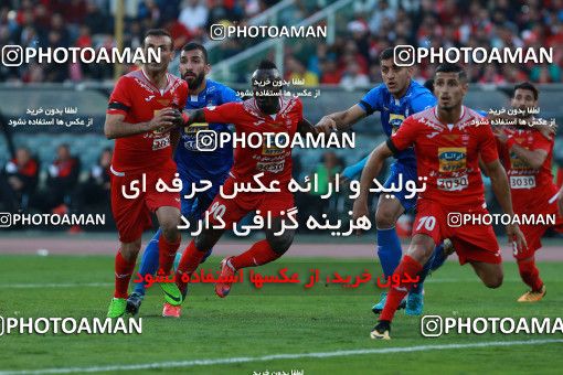 914121, Tehran, [*parameter:4*], لیگ برتر فوتبال ایران، Persian Gulf Cup، Week 10، First Leg، Persepolis 1 v 0 Esteghlal on 2017/10/26 at Azadi Stadium