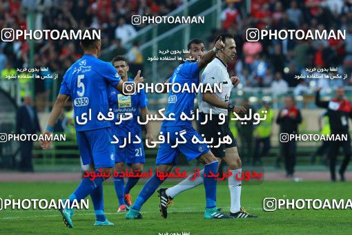 914194, Tehran, [*parameter:4*], لیگ برتر فوتبال ایران، Persian Gulf Cup، Week 10، First Leg، Persepolis 1 v 0 Esteghlal on 2017/10/26 at Azadi Stadium