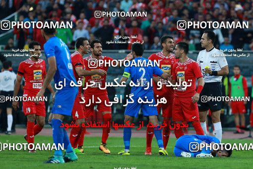 914334, Tehran, [*parameter:4*], لیگ برتر فوتبال ایران، Persian Gulf Cup، Week 10، First Leg، Persepolis 1 v 0 Esteghlal on 2017/10/26 at Azadi Stadium