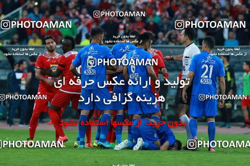 914077, Tehran, [*parameter:4*], لیگ برتر فوتبال ایران، Persian Gulf Cup، Week 10، First Leg، Persepolis 1 v 0 Esteghlal on 2017/10/26 at Azadi Stadium