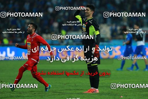914695, Tehran, [*parameter:4*], لیگ برتر فوتبال ایران، Persian Gulf Cup، Week 10، First Leg، Persepolis 1 v 0 Esteghlal on 2017/10/26 at Azadi Stadium
