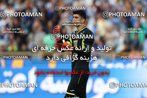 911687, Tehran, [*parameter:4*], لیگ برتر فوتبال ایران، Persian Gulf Cup، Week 10، First Leg، Persepolis 1 v 0 Esteghlal on 2017/10/26 at Azadi Stadium
