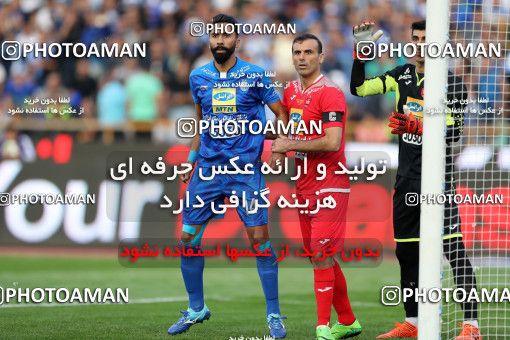 911609, Tehran, [*parameter:4*], لیگ برتر فوتبال ایران، Persian Gulf Cup، Week 10، First Leg، Persepolis 1 v 0 Esteghlal on 2017/10/26 at Azadi Stadium
