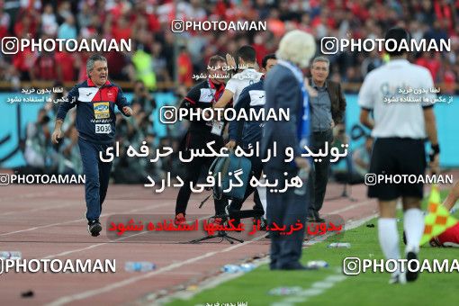 911630, Tehran, [*parameter:4*], لیگ برتر فوتبال ایران، Persian Gulf Cup، Week 10، First Leg، Persepolis 1 v 0 Esteghlal on 2017/10/26 at Azadi Stadium