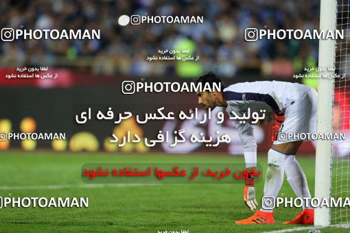 911933, Tehran, [*parameter:4*], لیگ برتر فوتبال ایران، Persian Gulf Cup، Week 10، First Leg، Persepolis 1 v 0 Esteghlal on 2017/10/26 at Azadi Stadium