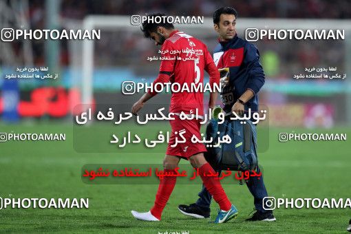 912085, Tehran, [*parameter:4*], لیگ برتر فوتبال ایران، Persian Gulf Cup، Week 10، First Leg، Persepolis 1 v 0 Esteghlal on 2017/10/26 at Azadi Stadium