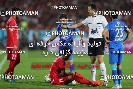 912283, Tehran, [*parameter:4*], لیگ برتر فوتبال ایران، Persian Gulf Cup، Week 10، First Leg، Persepolis 1 v 0 Esteghlal on 2017/10/26 at Azadi Stadium