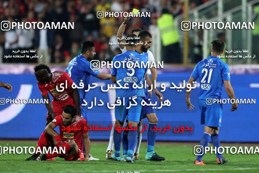 912349, Tehran, [*parameter:4*], لیگ برتر فوتبال ایران، Persian Gulf Cup، Week 10، First Leg، Persepolis 1 v 0 Esteghlal on 2017/10/26 at Azadi Stadium