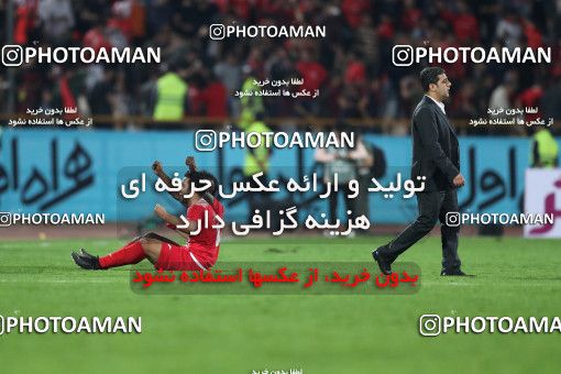 912235, Tehran, [*parameter:4*], لیگ برتر فوتبال ایران، Persian Gulf Cup، Week 10، First Leg، Persepolis 1 v 0 Esteghlal on 2017/10/26 at Azadi Stadium