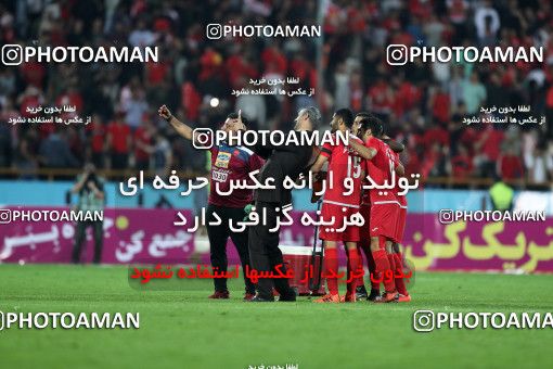 912216, Tehran, [*parameter:4*], لیگ برتر فوتبال ایران، Persian Gulf Cup، Week 10، First Leg، Persepolis 1 v 0 Esteghlal on 2017/10/26 at Azadi Stadium