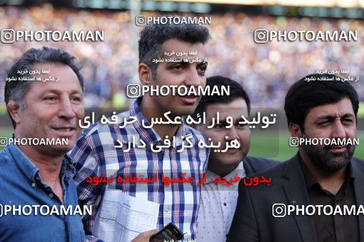 911599, Tehran, [*parameter:4*], لیگ برتر فوتبال ایران، Persian Gulf Cup، Week 10، First Leg، Persepolis 1 v 0 Esteghlal on 2017/10/26 at Azadi Stadium