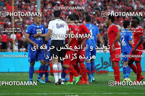 911837, Tehran, [*parameter:4*], لیگ برتر فوتبال ایران، Persian Gulf Cup، Week 10، First Leg، Persepolis 1 v 0 Esteghlal on 2017/10/26 at Azadi Stadium